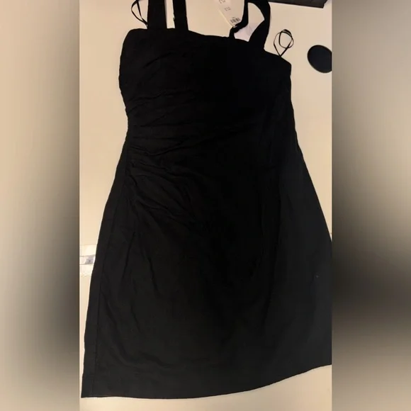 NWT Abercrombie & Fitch Black Mini Dress with Adjustable Straps - Picture 4 of 5